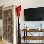 Suite15 Is To Feel At *